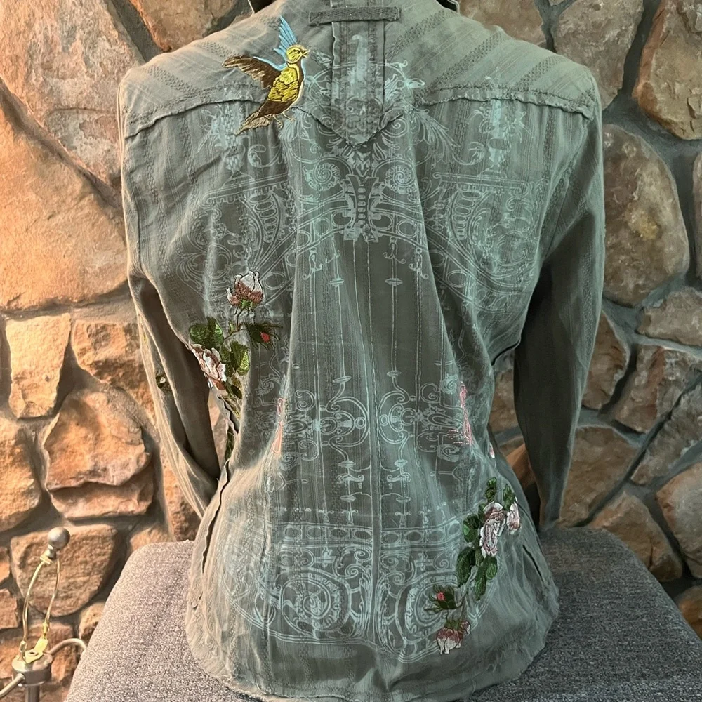 3J workshop button down top - Picture 4 of 10